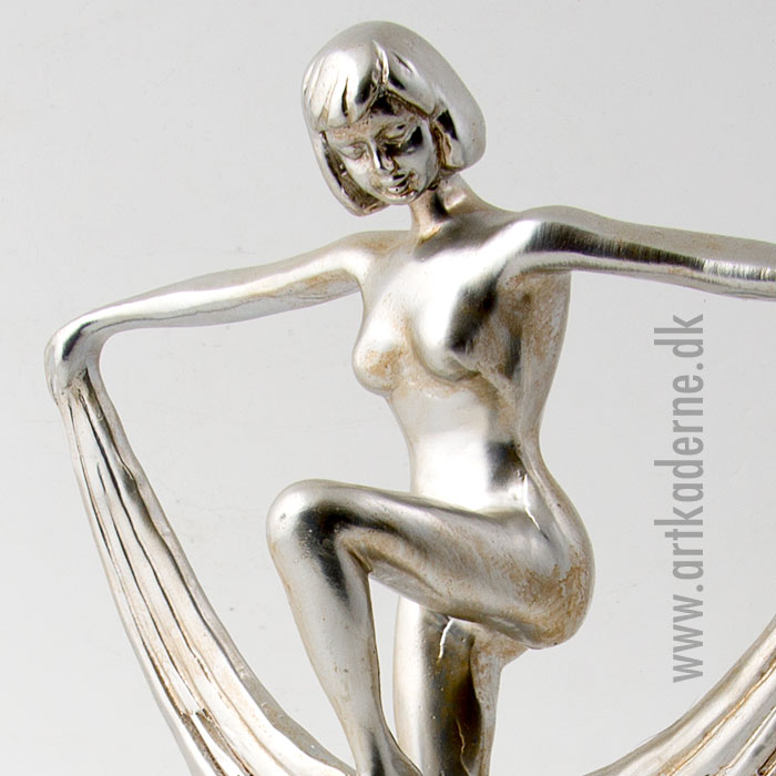 Dansende kvinde, antik sølv - klik og se flere detaljer på denne vare