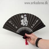 Lille Kinesisk Dansevifte - sort - klik og se flere detaljer på denne vare